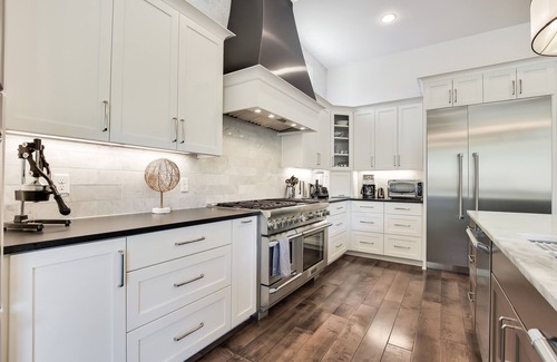 Austin Casa | LLEGAR RIDGEVIEW | Hasta 12 camas | Frente al lago | Recientemente construido | Enorme patio |