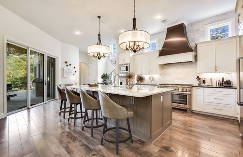 Austin Casa | LLEGAR RIDGEVIEW | Hasta 12 camas | Frente al lago | Recientemente construido | Enorme patio |