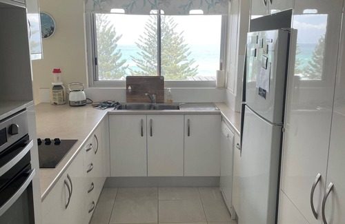 Miami Apartamento | Absolute Beachfront Burleigh Heads. Large 2 bedroom 2 bath Apartment