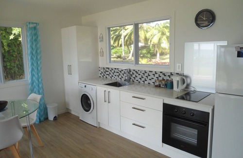 Rarotonga Casa | Absolute Beachfront - A touch of Paradise