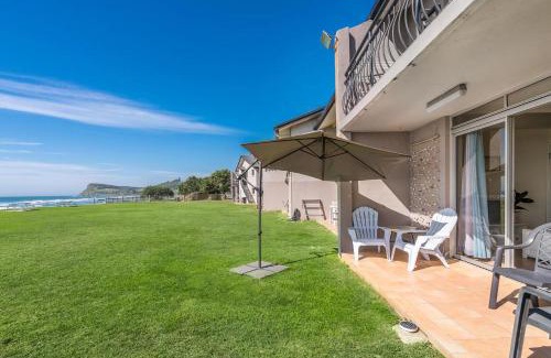 North Creek Apartamento | Absolute Beachfront Apartment 8B