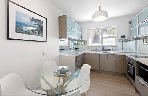 Mona Vale Apartamento | Absolute Beachfront @ Surfview on Basin