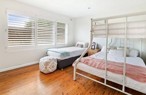 Narrabeen Apartamento | Absolute Beachfront