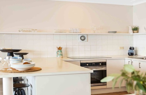 Pearl Beach Casa | ABSOLUTE BEACHFRONT BEAUTY @ PEARL BEACH