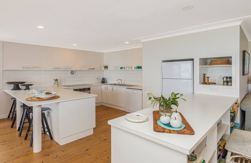 Pearl Beach Casa | ABSOLUTE BEACHFRONT BEAUTY @ PEARL BEACH