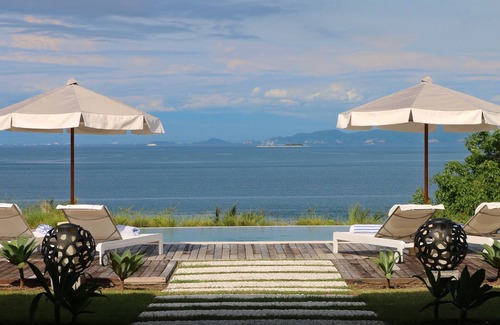 Gili Gede Villa | PRIVACIDAD ABSOLUTA 4 hab. LUJO Villa con playa propia, piscina de 18 m vista de 360 ​​grados al mar