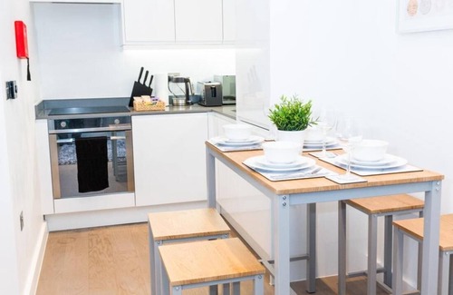 St Albans Apartamento | Absolute Stays at The Ziggurat-st Alban Train Station-harry Potter World
