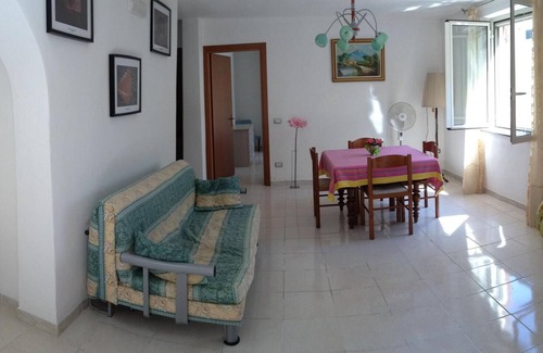 Policastro Bussentino Apartamento | 'Absolutamente gran casa de vacaciones con un gran jardín cerca de la playa'
