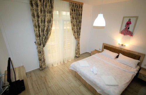 Orsova Casa | Aby sunrise