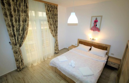 Orsova Casa | Aby sunrise