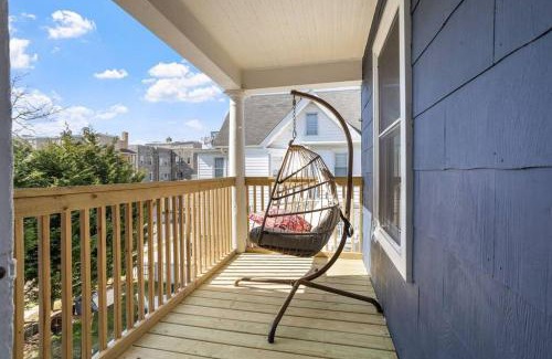 Atlantic City Casa | AC 9 BR 4BA Victorian Manor - 1 Block to Beach
