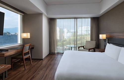 Lomas de Santa Fe Hotel | AC Hotel by Marriott Santa Fe