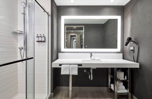 Midtown Hotel | AC Hotel Miami Wynwood