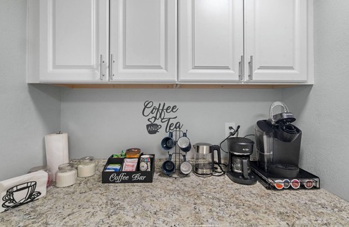 Northwest Olympia Apartamento | AC IN UNIT Modern 2 bedroom remodel walking distance to downtown