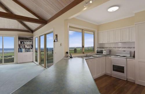 Apollo Bay Casa | ACACIA BRAE - spectacular views