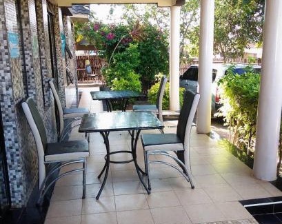 Mutomo Hotel | Acacia Shade & Gardens