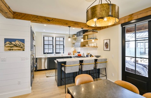 Crested Butte Cabaña | Academy Place | King's Crown