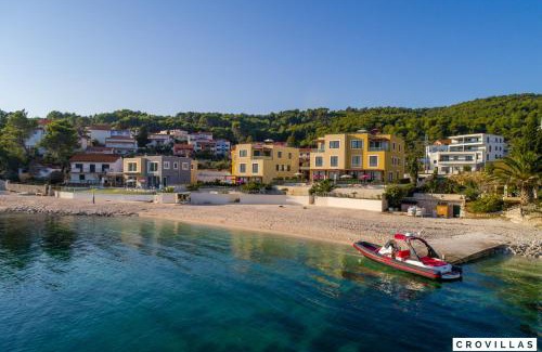 Slatine Villa | Acadia D