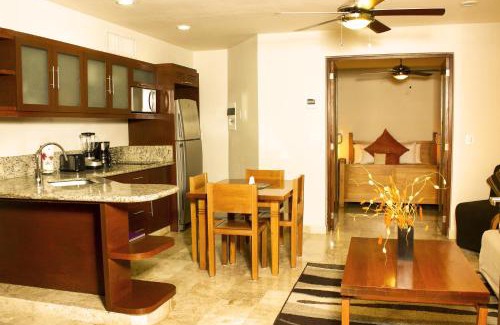 Centro de Playa del Carmen Hotel | Acanto Hotel Playa del Carmen, Trademark Collection by Wyndham