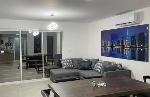 Área del bulevar Barra Vieja Apartamento | Acapulco Diamante con Club de Playa