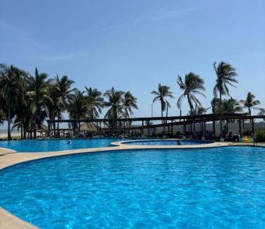 Jimenez Complejo | Acapulco Diamante