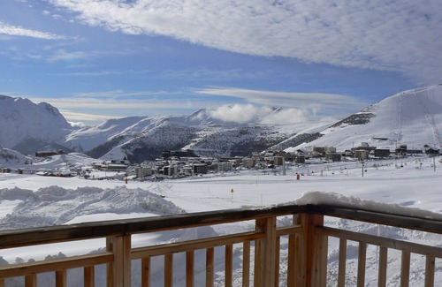 Bergers Chalet De Esquí | Grand + Charmant Chalet, acceso directo a pistas | Jacuzzi privado