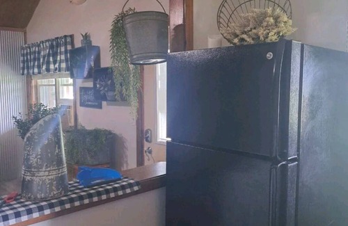 Danville Casa | Access to 3 bedrooms, laundry room, kitchen, Patio area, and 12 acres to roam