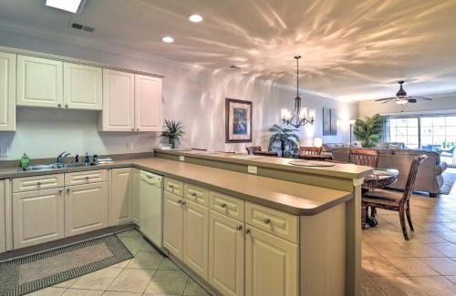 Central Myrtle Beach Apartamento | Access to 7 Pools Myrtlewood Golf Condo!