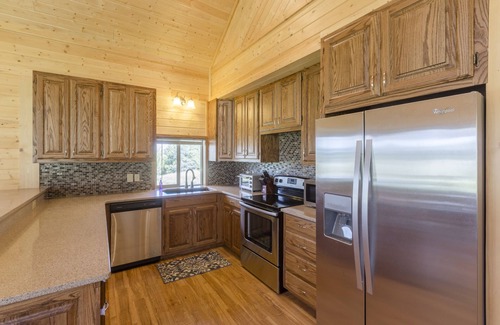 Cameron Casa | NUEVAS TARIFAS BAJAS - Cabaña con vista al río Madison