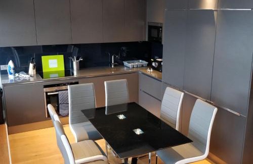 Tower Hill Apartamento | Access Tower Hill