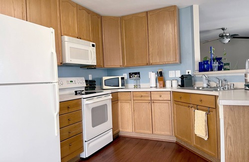 Frederick Condominio | Accessible 1 bedroom apartment near downtown Frederick
