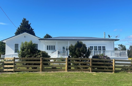 Nukuhou Cabaña | Accessible Ohope Beach Country Cottage