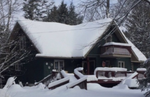 Eagle Lake Cabaña | Accessible private spacious lakefront playhouse