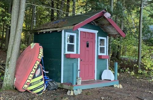 Eagle Lake Cabaña | Accessible private spacious lakefront playhouse