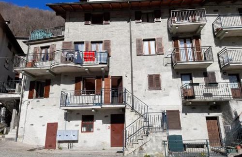 Chiesa in Valmalenco Apartamento | Accogliente struttura nel cuore della Valmalenco