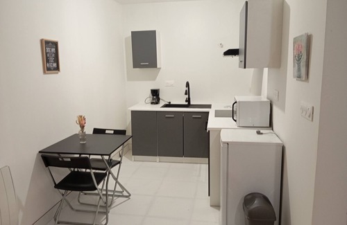 Saint-Pierre-es-Champs Apartamento | Accommodation in the countryside: hiking, walking and fishing!
