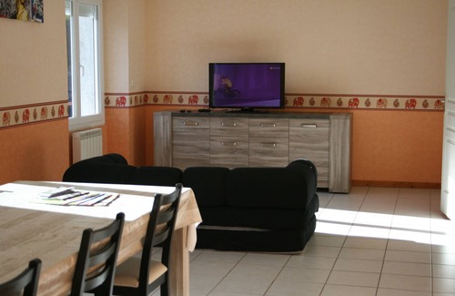 Ferrieres-Saint-Mary Apartamento | Alojamiento para hasta 12 personas.