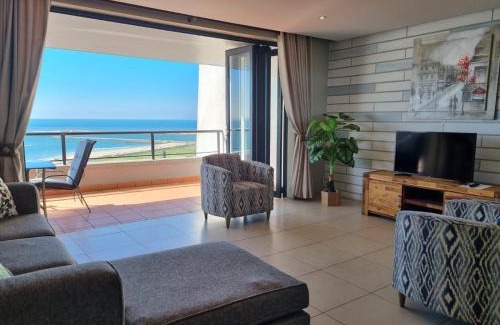 Durban Point Apartamento | Accommodation Front - Immaculate 4 Sleeper with Ocean & Harbour Views