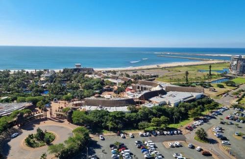 Durban Point Apartamento | Accommodation Front - Immaculate 4 Sleeper with Ocean & Harbour Views