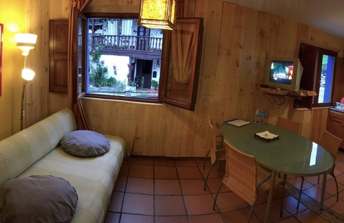 Taranes Apartamento | Alojamiento en las montaña. Jacuzzi. Picos de Europa. Asturias. Cangas de Onís.
