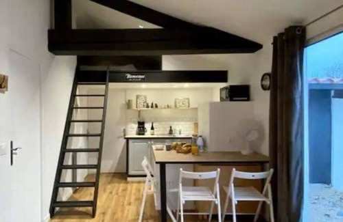 Le Fenouiller Casa | Accommodation.Le petit beauregard.you'll be 4 minutes from the beaches.