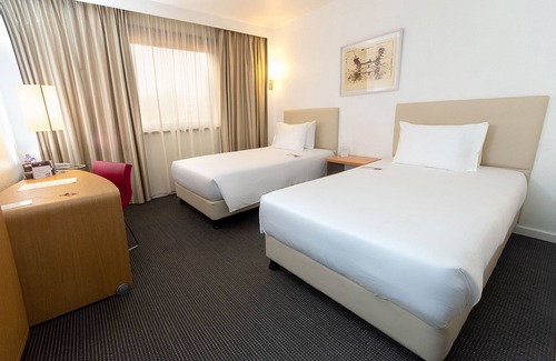 Victoria Borg Hotel | Accra City Hotel