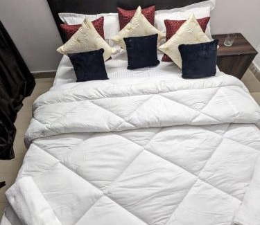 Ghaziabad Apartamento | Ace home one