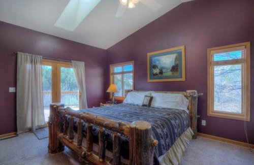Deadwood Casa | Aces and Eights Lodge
