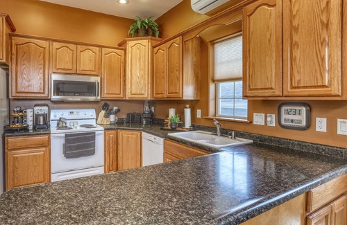 Sturgis Casa | Aces & Eights | 5 Bed, 3 Bath