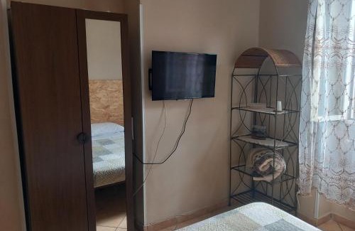 Cisterna di Latina Cama Y Desayuno | ACHIRINA bed and breakfast