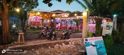 Bayan Hotel | Achita Cottages
