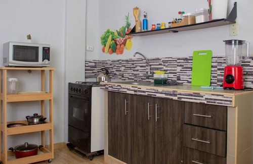 Los Olivos Apartamento | Loft-estudio con cocina a 20 min del Aeropuerto!