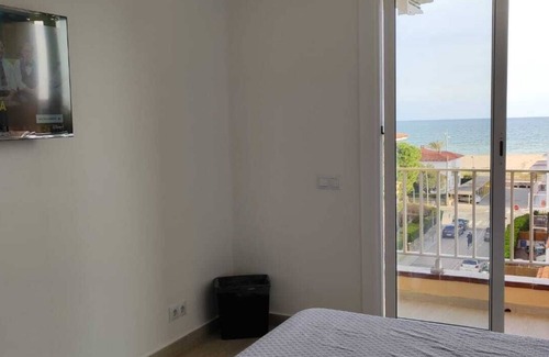 Comarruga Apartamento | Acogedor apartamento en la playa de Sant Salvador - Increíbles vistas al mar