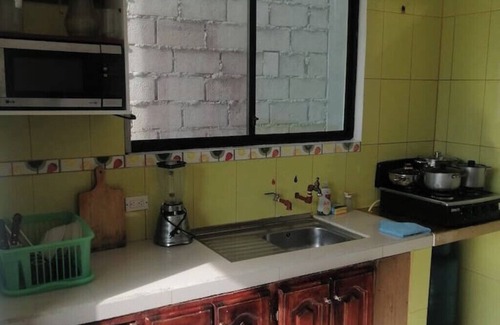 Quito Apartamento | Acogedor Apartamento en Pueblo Unido, Quito: 2 Dormitorios, 2 Camas, 1 Baño